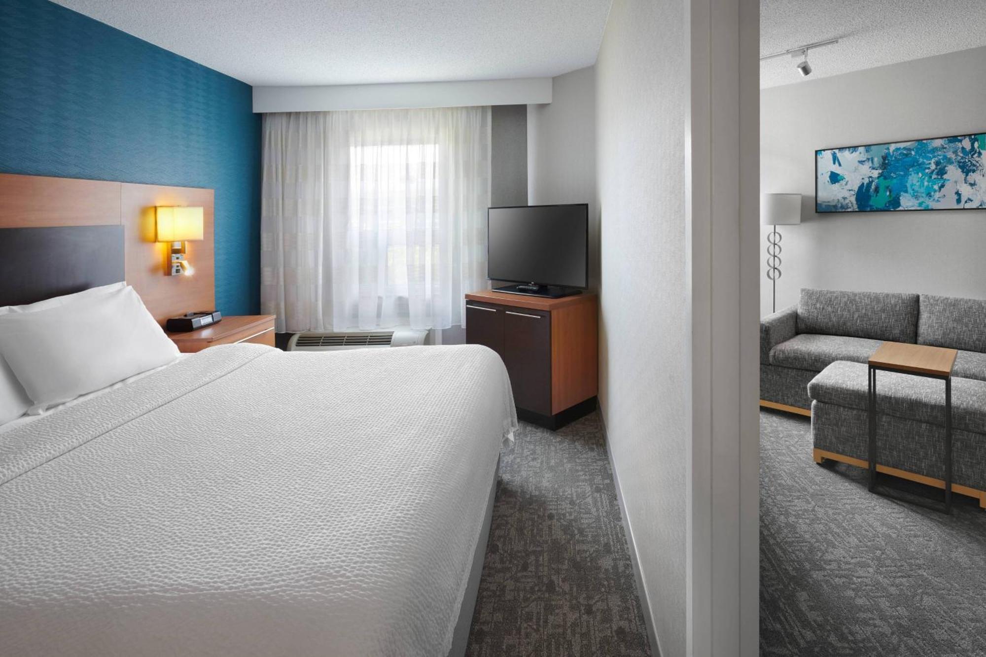 Towneplace Suites By Marriott Mississauga-Airport Corporate Centre Exterior photo