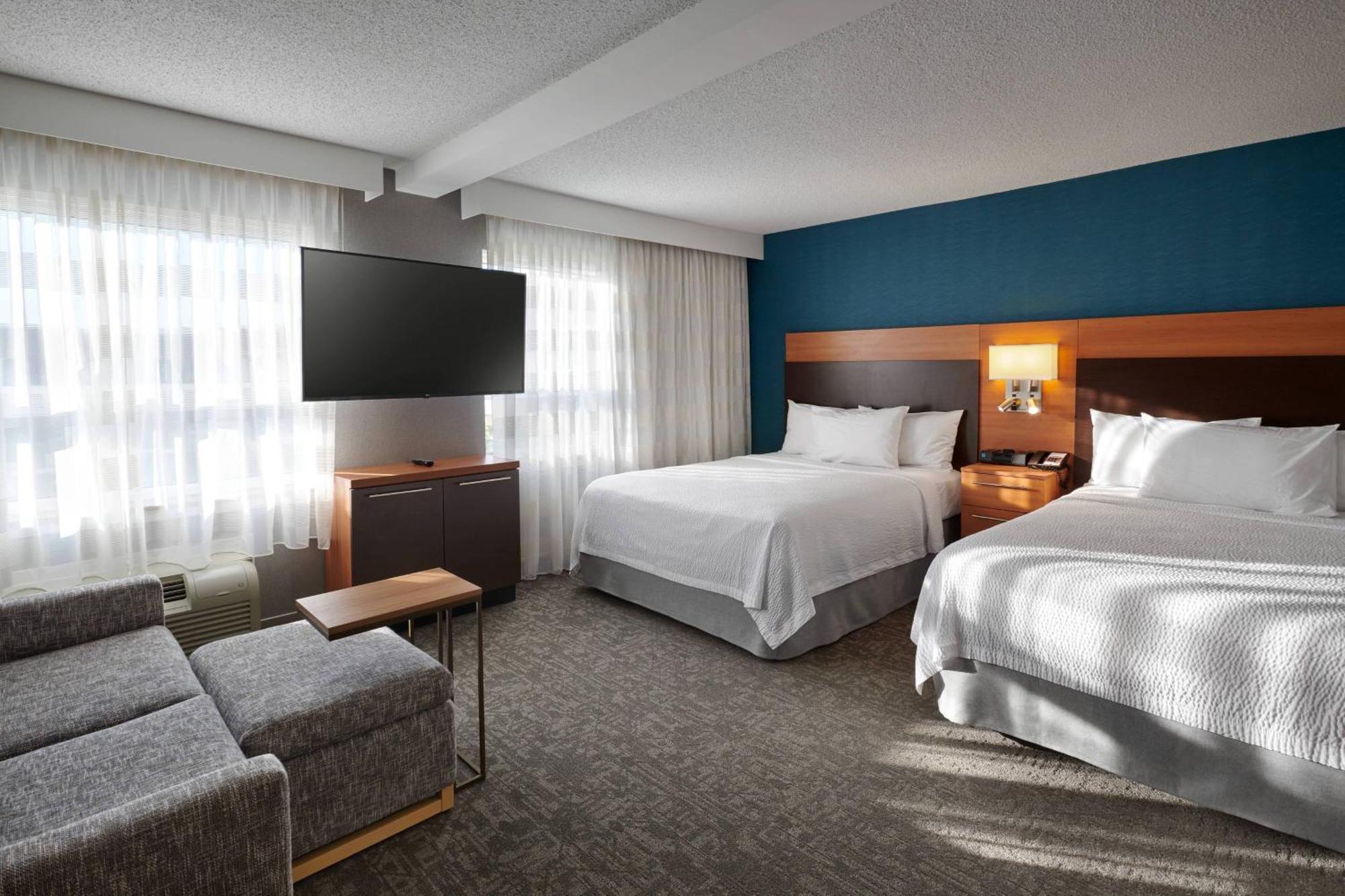 Towneplace Suites By Marriott Mississauga-Airport Corporate Centre Exterior photo